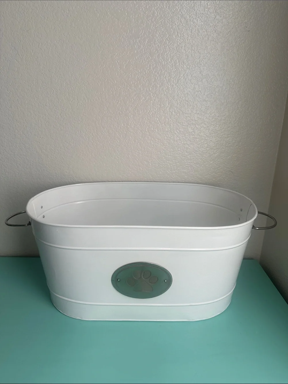 Harry Baker white handmade metal storage tub with silver paw detail-used
